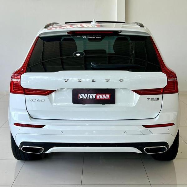 Volvo XC60 T8 R Design - foto 5