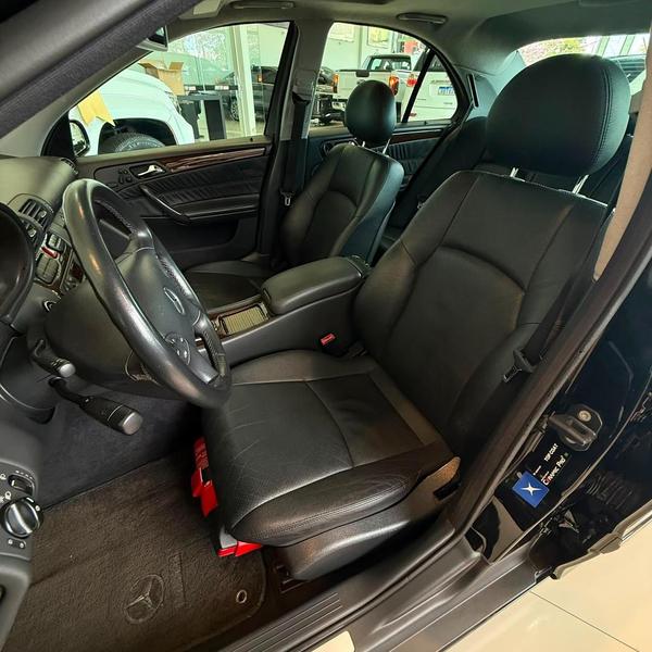 Mercedes-Benz C240 - foto 18