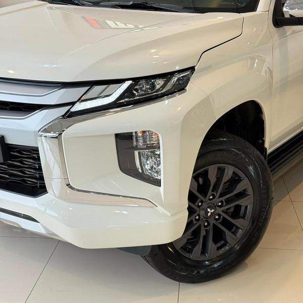 Mitsubishi Triton Sport Hpe - foto 2