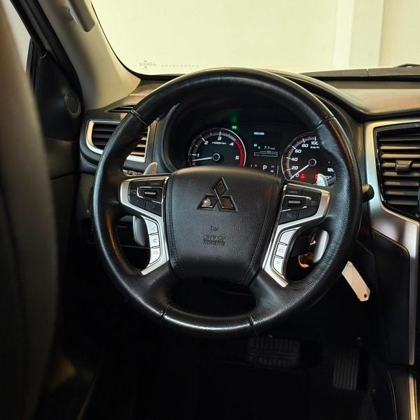 Mitsubishi Triton Sport Hpe - foto 11