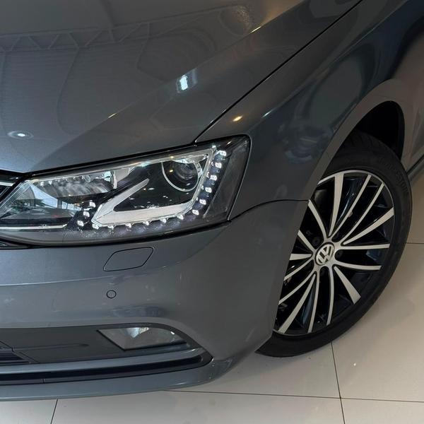 Volkswagen Jetta Hl Ae - foto 2