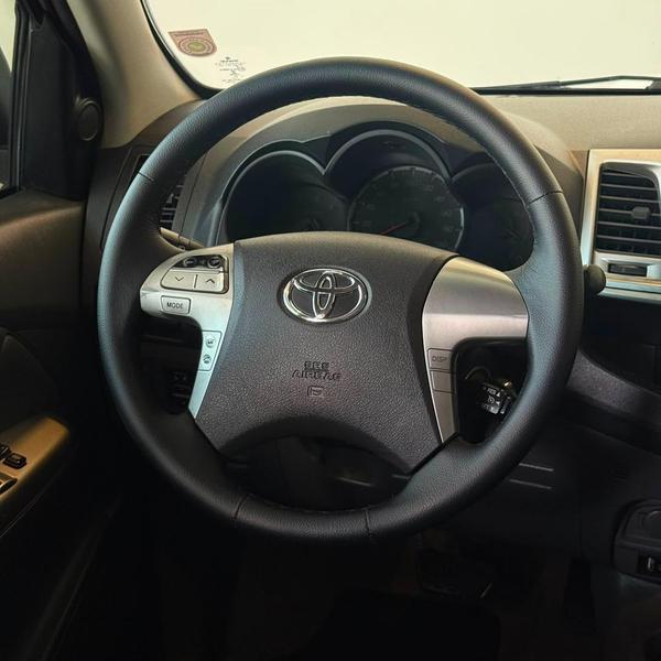 Toyota Hilux Cd4x4 Srv - foto 10