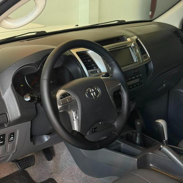 Toyota Hilux Cd4x4 Srv - foto 9