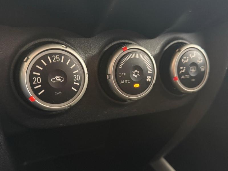 Mitsubishi ASX 2.0 - foto 12