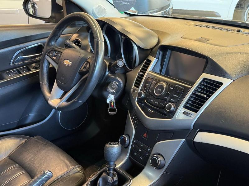 Chevrolet Cruze LT 1.8 16V Flexpower 4P Mec. - foto 10