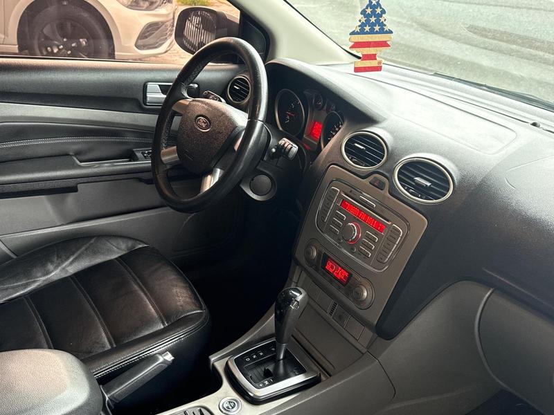 Ford Focus Fc Flex 4P - foto 10