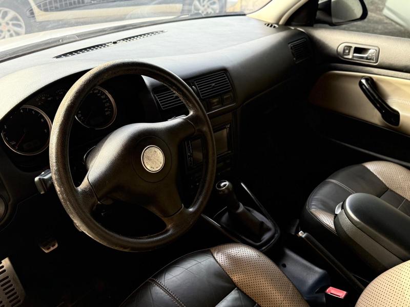 Volkswagen Golf 1.6 Sportline 8V Flex 4P Manual - foto 7