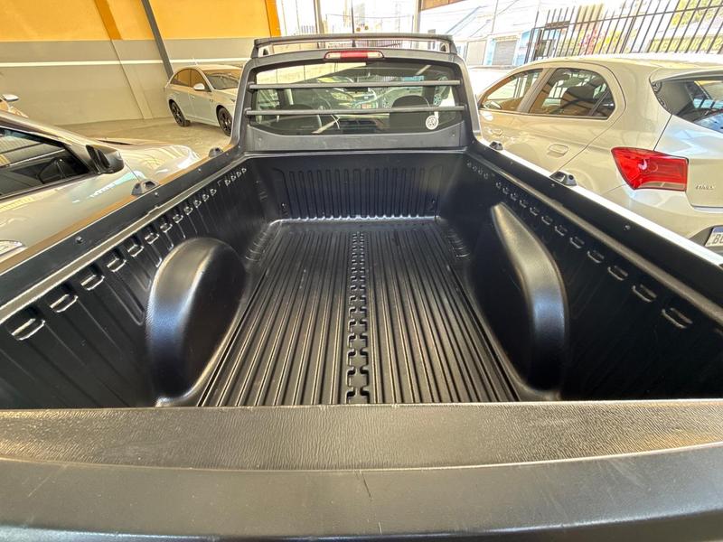 Volkswagen Saveiro Cs Rb MPI - foto 5