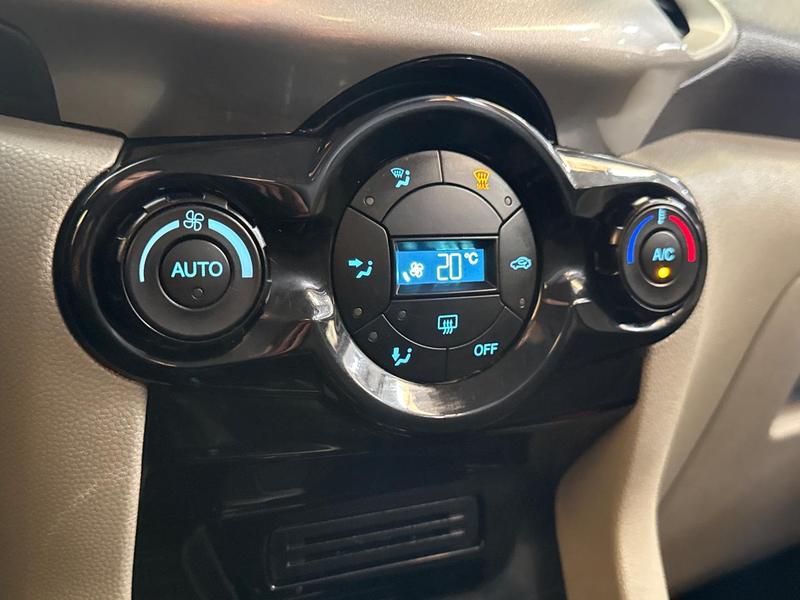 Ford EcoSport Tit At 2.0 - foto 15