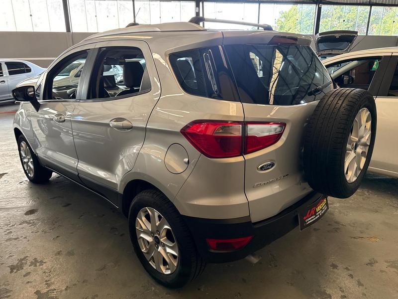 Ford EcoSport Tit At 2.0 - foto 5