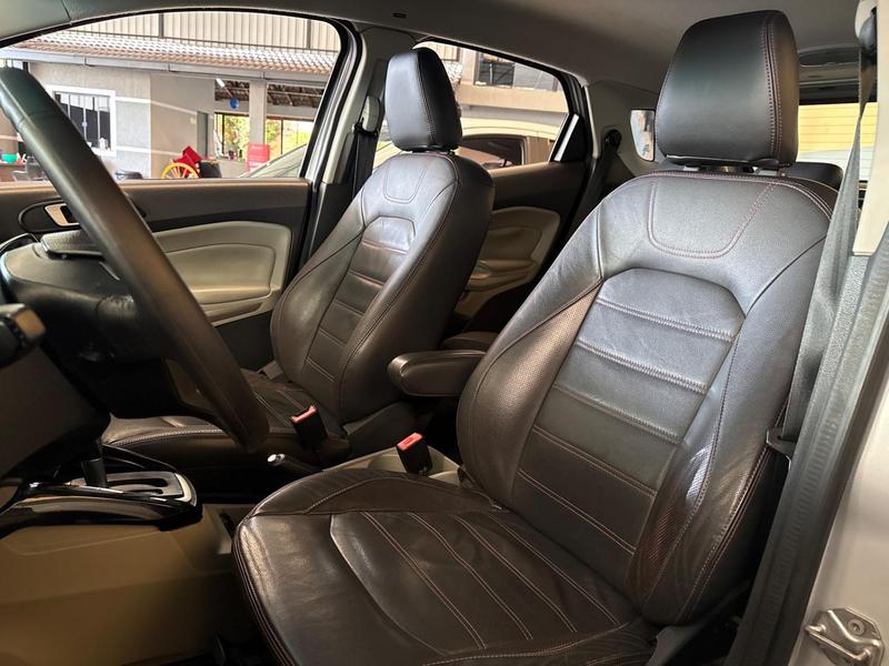 Ford EcoSport Tit At 2.0 - foto 6