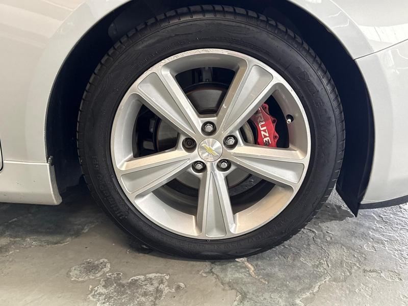 Chevrolet Cruze LT Hb - foto 14
