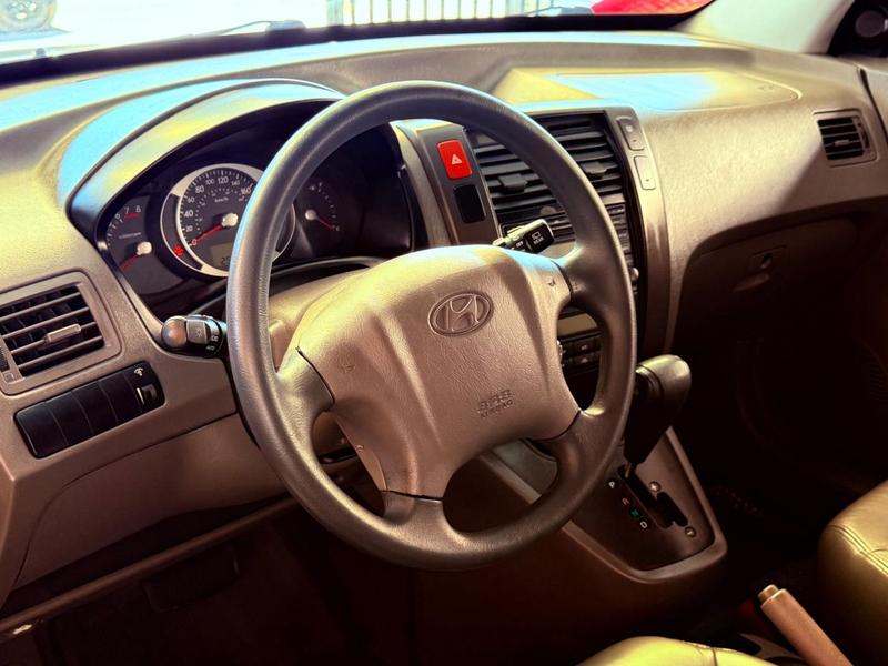Hyundai Tucson Gls 4X2 2wd 2.0 Mpfi 16V 143cv Automático - foto 11