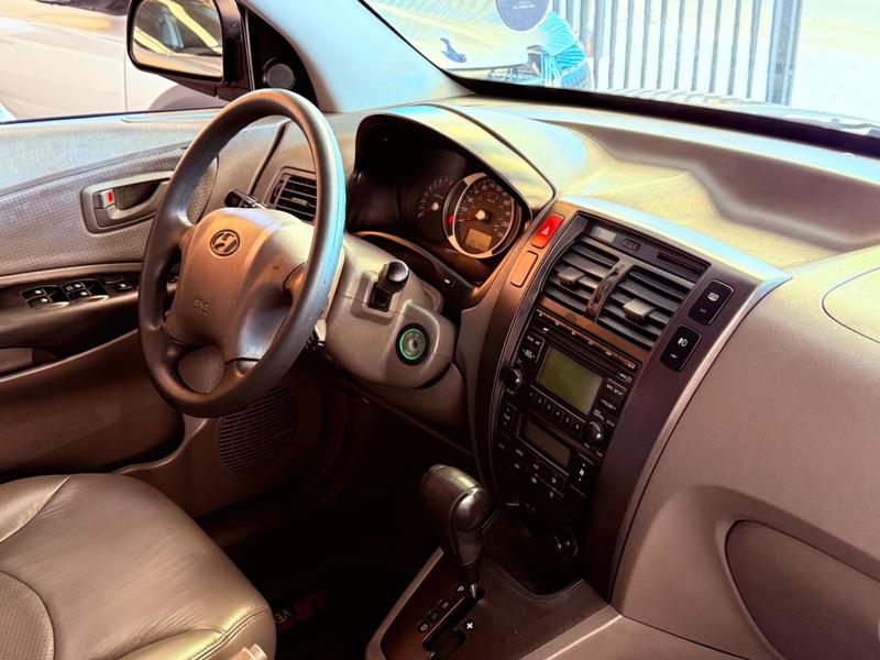 Hyundai Tucson Gls 4X2 2wd 2.0 Mpfi 16V 143cv Automático - foto 10