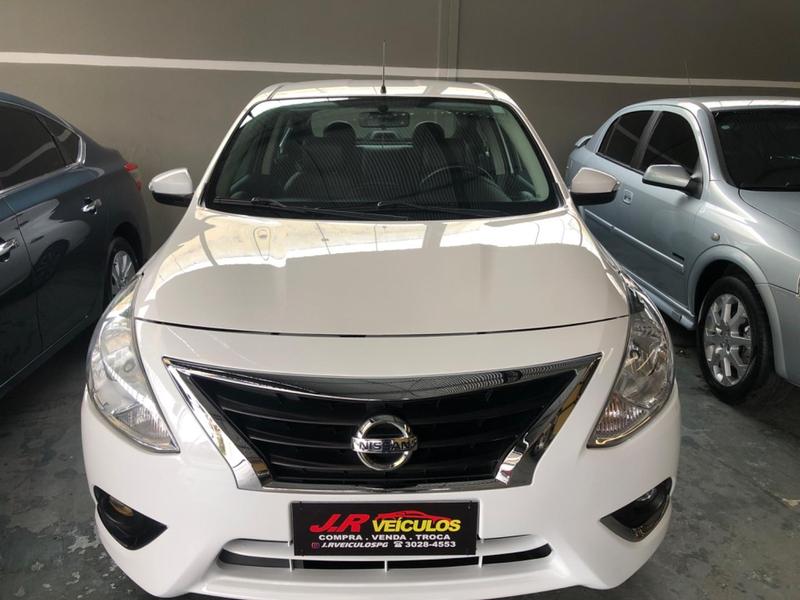 Nissan Versa 1.6 Sl CVT 16V 4P Automático - foto 3