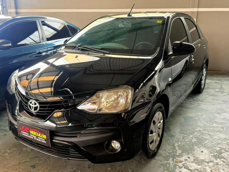 Toyota Etios Sd Xs 1.5 Mt - foto 2