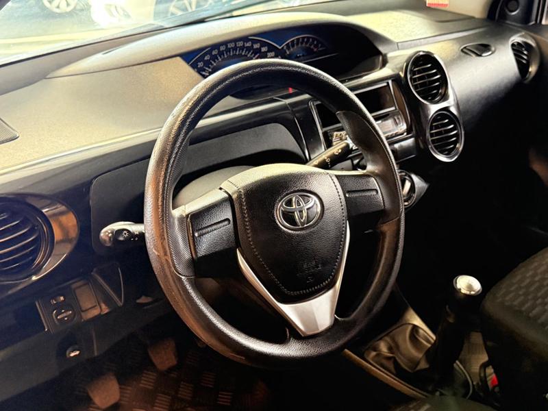 Toyota Etios Sd X - foto 11