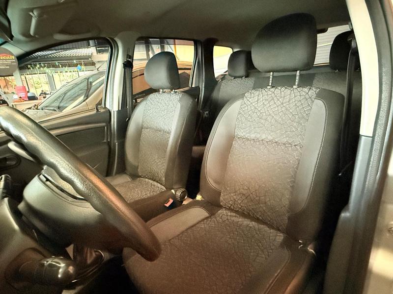 Renault Duster 1.6 E 4X2 - foto 6