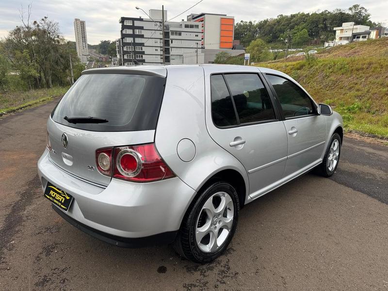 Volkswagen Golf 2.0 - foto 12