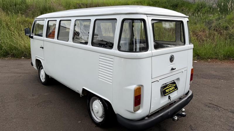 Volkswagen Kombi - foto 5