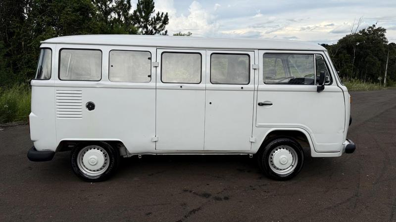 Volkswagen Kombi - foto 8