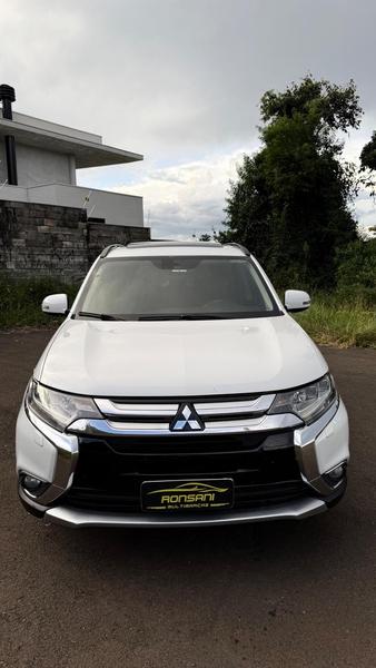 Mitsubishi Outlander 22 D - foto 10