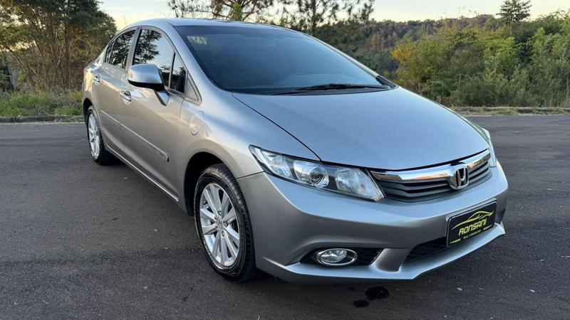 Honda Civic Sedan Lxs 1.8 1.8 Flex 16V Aut. 4P - foto 2