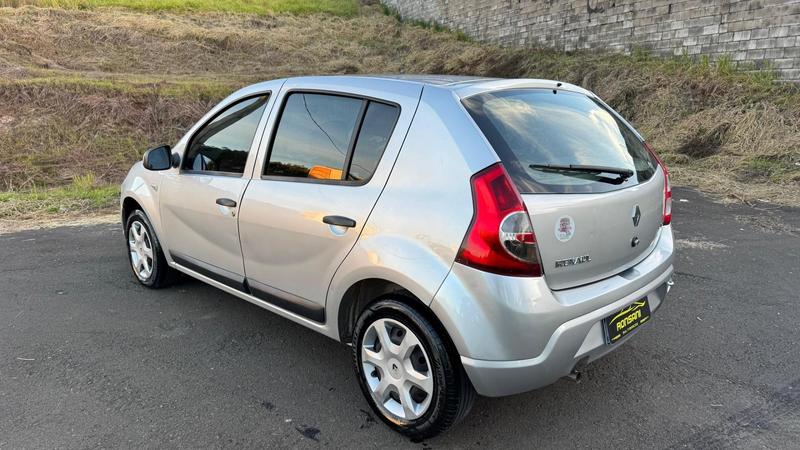 Renault Sandero Authentique Hi Flex 1.0 16V 5P - foto 6
