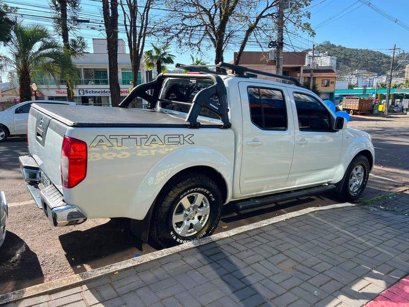 Nissan Frontier S 4X2 - foto 2