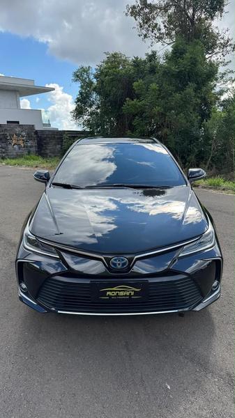 Toyota Corolla Altis Hv - foto 2