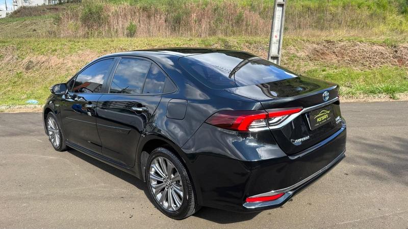 Toyota Corolla Altis Hv - foto 6