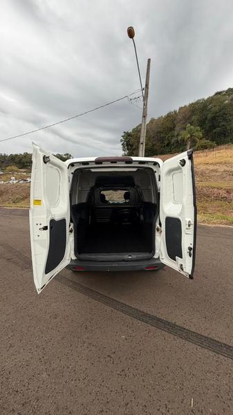 Fiat Fiorino Furgão Evo 1.4 Flex 8V 2P - foto 11