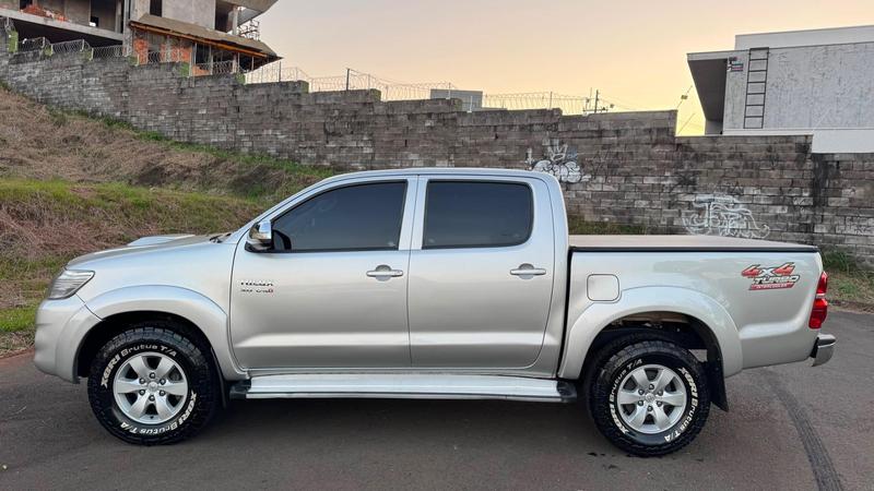 Toyota Hilux Cd4x4 Srv - foto 2