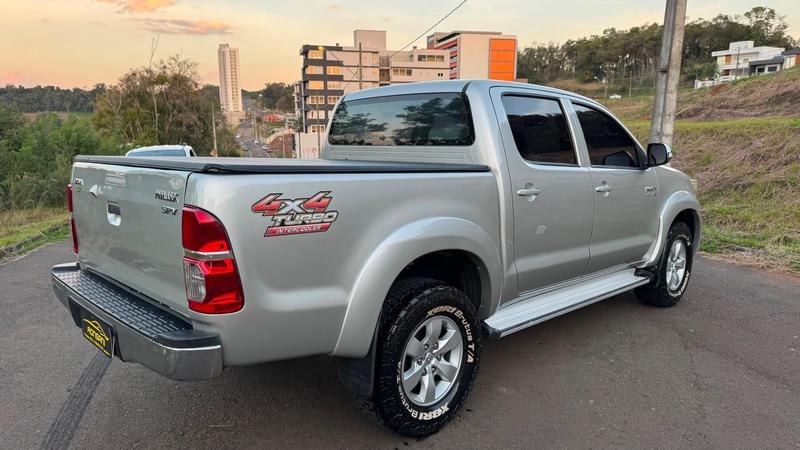 Toyota Hilux Cd4x4 Srv - foto 5