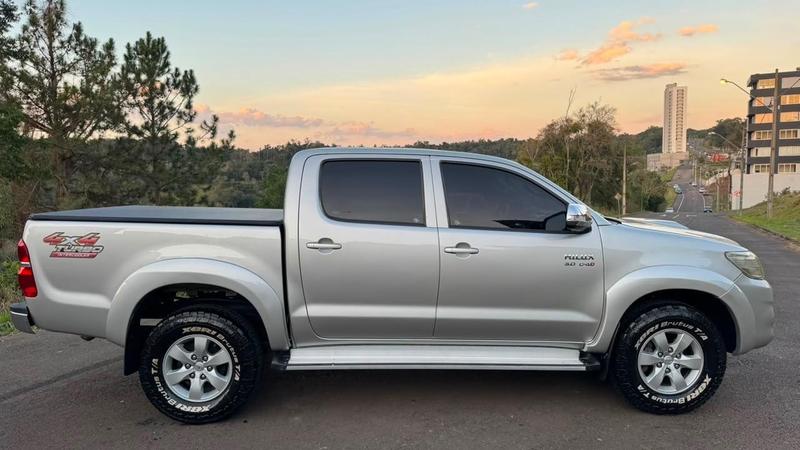 Toyota Hilux Cd4x4 Srv - foto 6