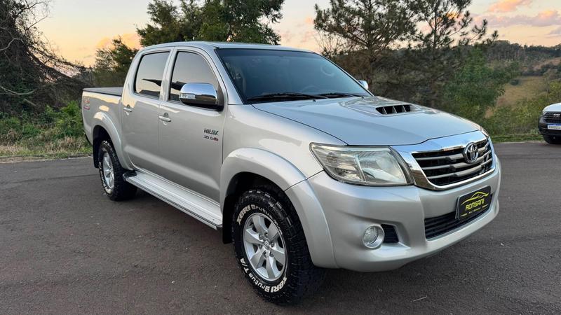 Toyota Hilux Cd4x4 Srv - foto 9