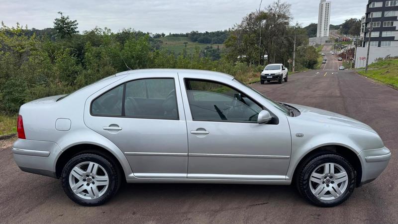 Volkswagen Bora Varias - foto 3