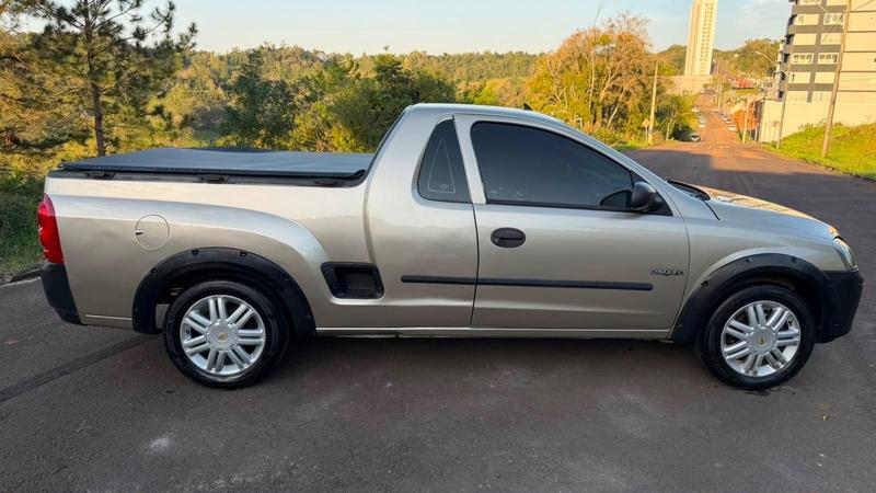 Chevrolet Montana Conquest - foto 4