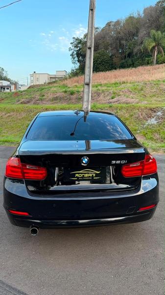 BMW 320i 3b 11 - foto 8