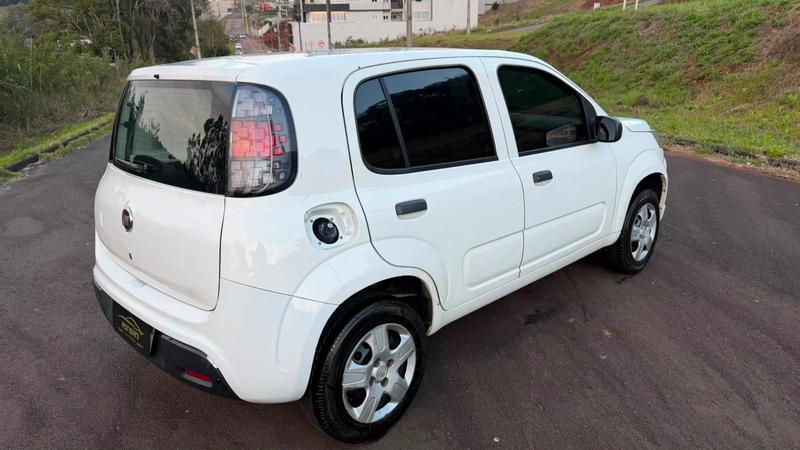 Fiat Uno Sporting 1.3 Flex 8V 5P - foto 5