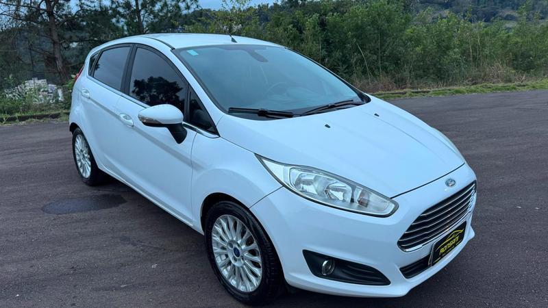 Ford Fiesta Ha 16l Ti A - foto 3