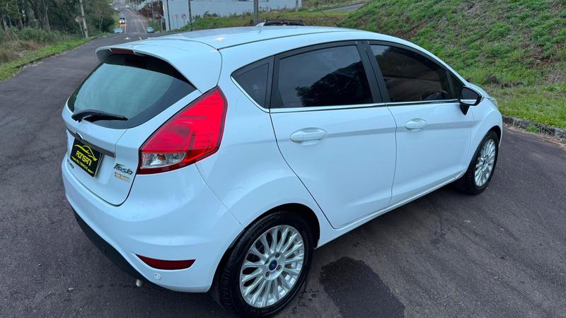 Ford Fiesta Ha 16l Ti A - foto 7