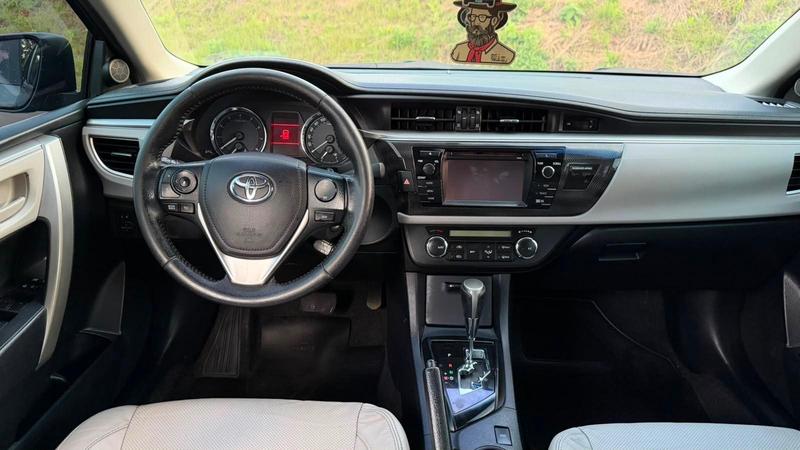 Toyota Corolla GLi 1.8 Flex 16V Mec. - foto 9