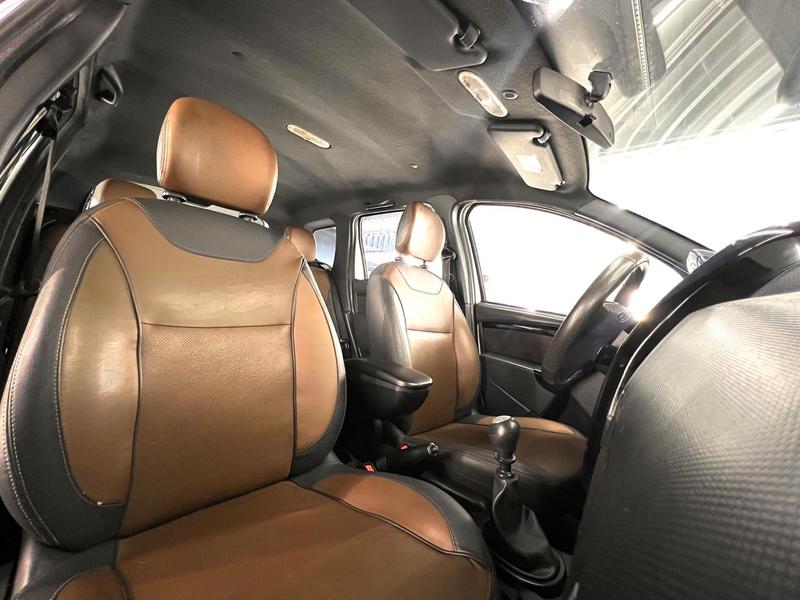 Renault Duster 2.0 D 4X2 - foto 11
