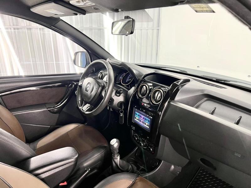 Renault Duster 2.0 D 4X2 - foto 14