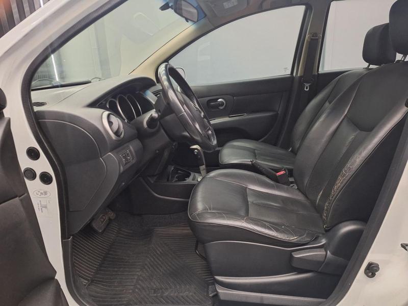 Nissan Livina Grand Sl 1.8 16V Flex Fuel Aut. - foto 10