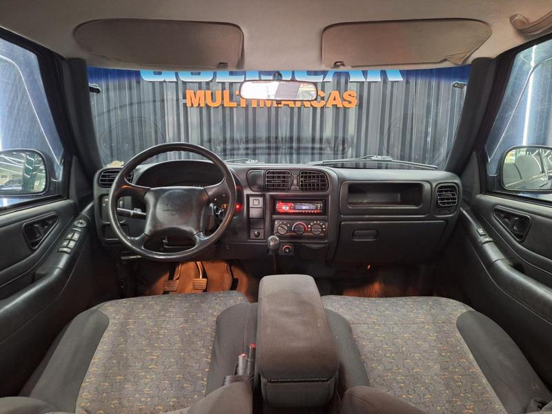 Chevrolet S10 28 D - foto 14