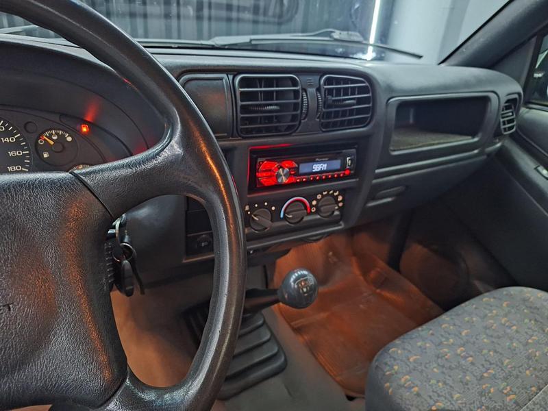 Chevrolet S10 28 D - foto 12