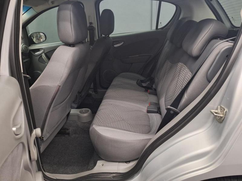 Fiat Palio Attra. Itália 1.4 Evo F.flex 8V 5P - foto 10