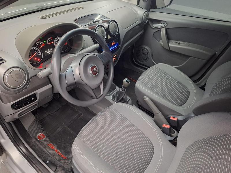 Fiat Palio Attra. Itália 1.4 Evo F.flex 8V 5P - foto 11